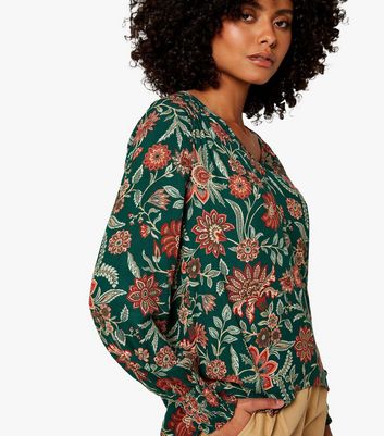 Apricot Green Floral V Neck Top New Look