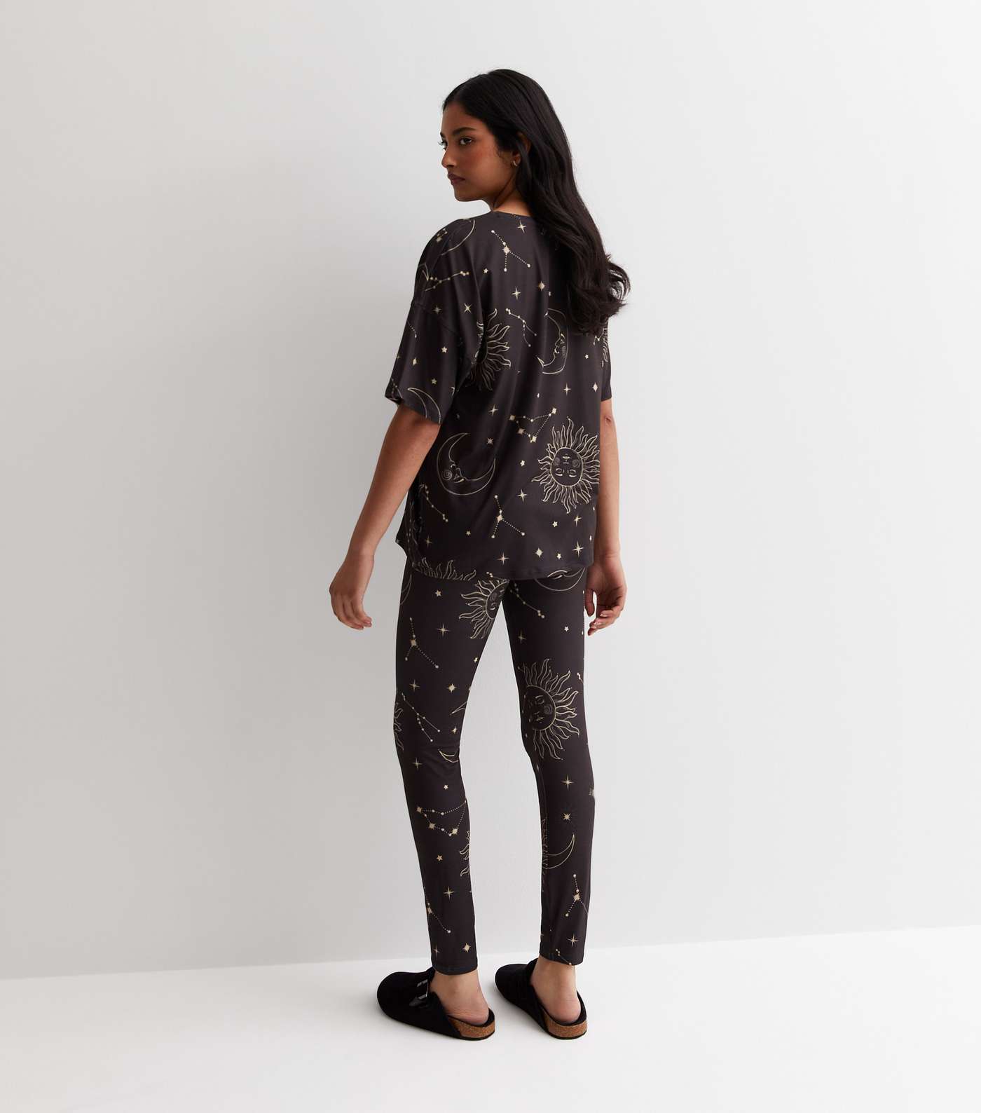 Black Legging Pyjama Set with Celestial Print Image 4