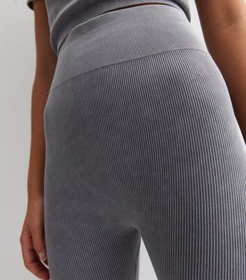 Buy Cultsport Dark Grey Self Pattern Regular Fit Sports Tights for Women  Online @ Tata CLiQ