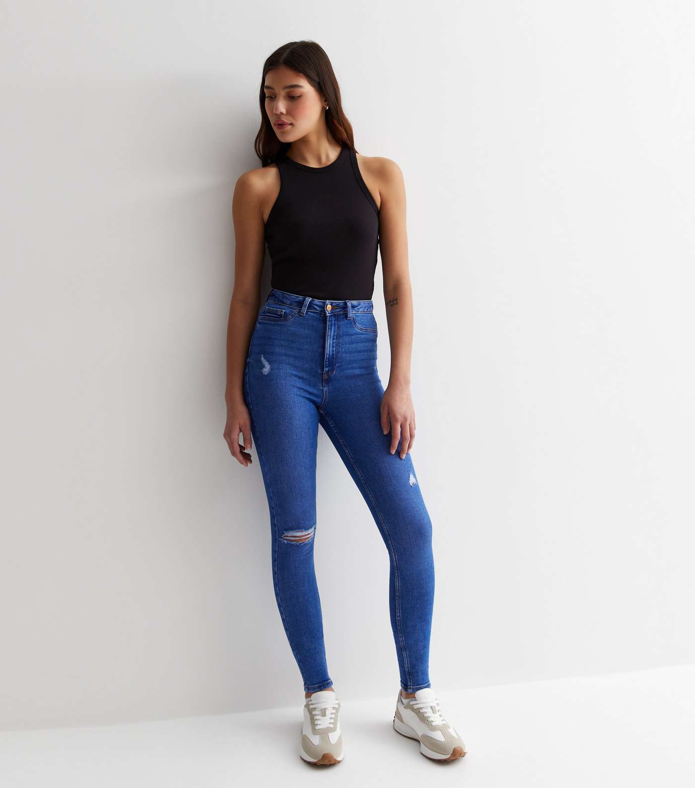 Tall Blue Ripped Knee Hallie Super Skinny Jeans Image 3