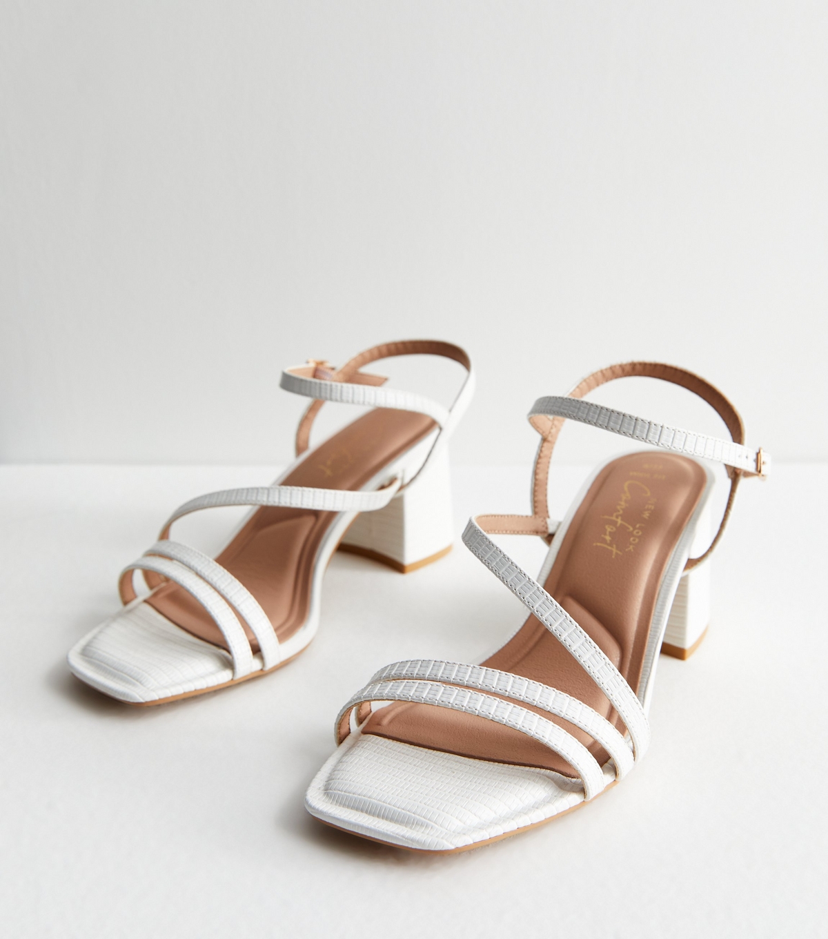 Women's Wide Fit White Leather-Look Strappy Block Heel Sandals New Look