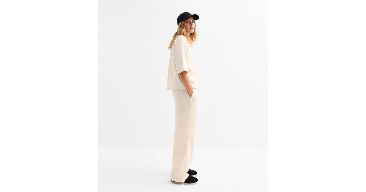 Cream Wide Leg Joggers New Look