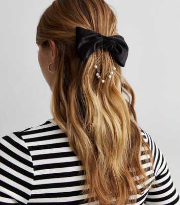 Black Velvet Faux Pearl Tassel Bow Hair Slide