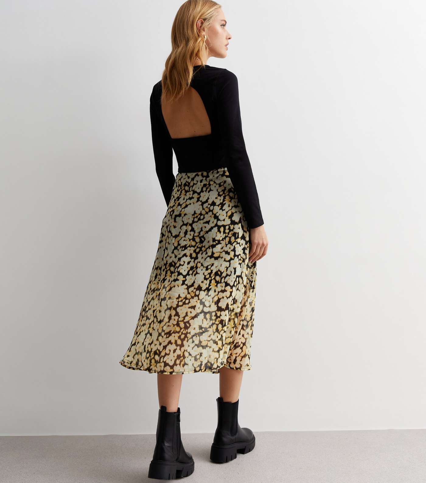 Black Floral Chiffon Midi Skirt Image 4