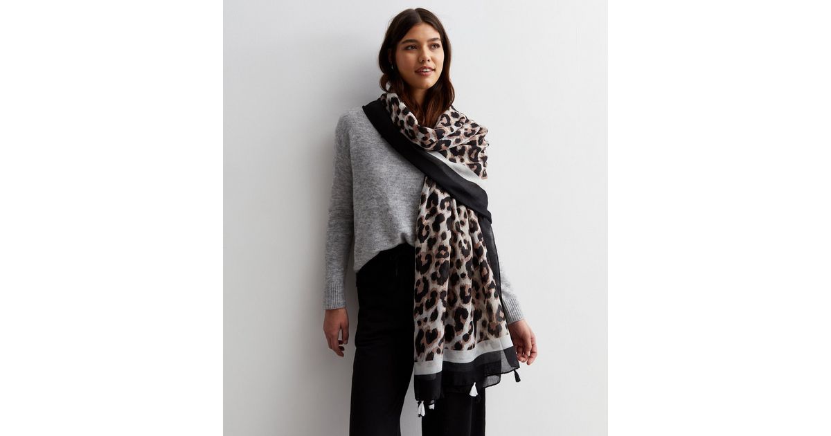 Leopard Tassel Scarf