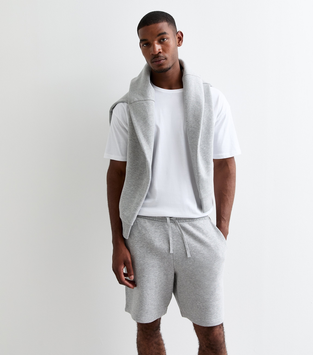 Men's Grey Relaxed Fit Drawstring Jersey Shorts New Look