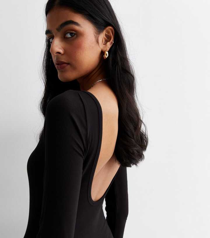15 New Collection of Backless Bras for Modern Dresses