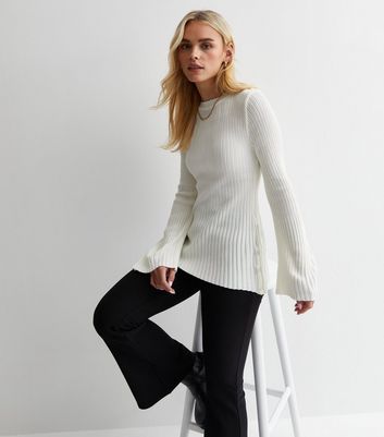 Petite Off White Ribbed Knit Flared Sleeve Jumper New Look