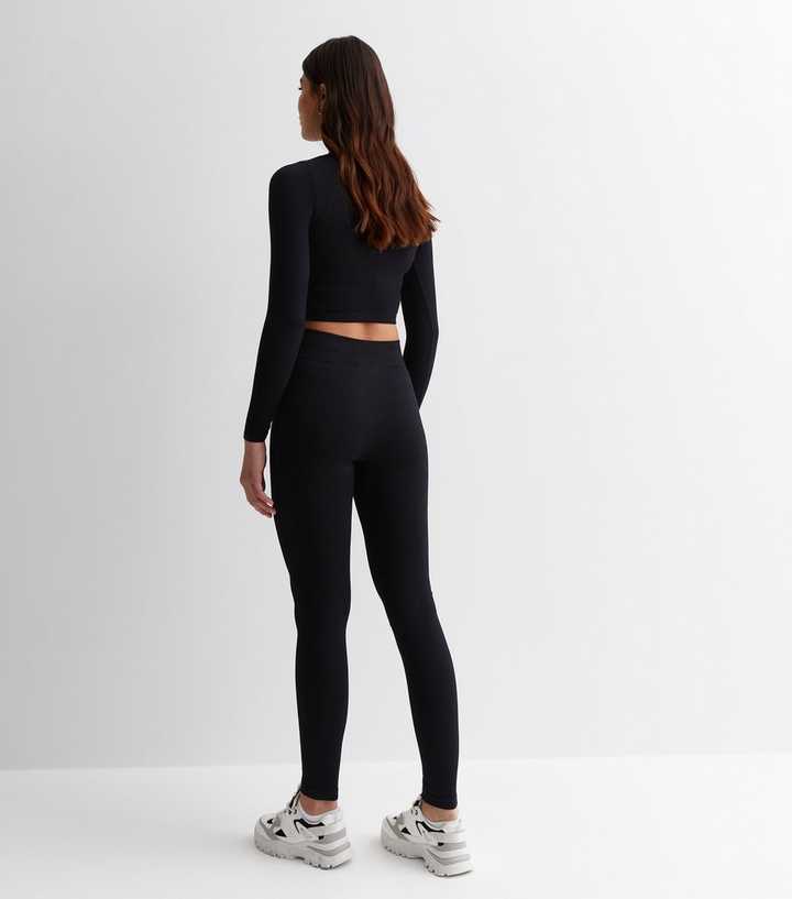 Seamless Leggings for Tall Women in Black