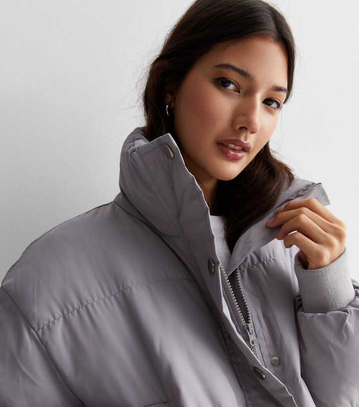 grey puffer jacket cropped