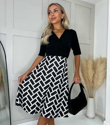 Missfega Black V-Neck Geometric Print Midi Dress