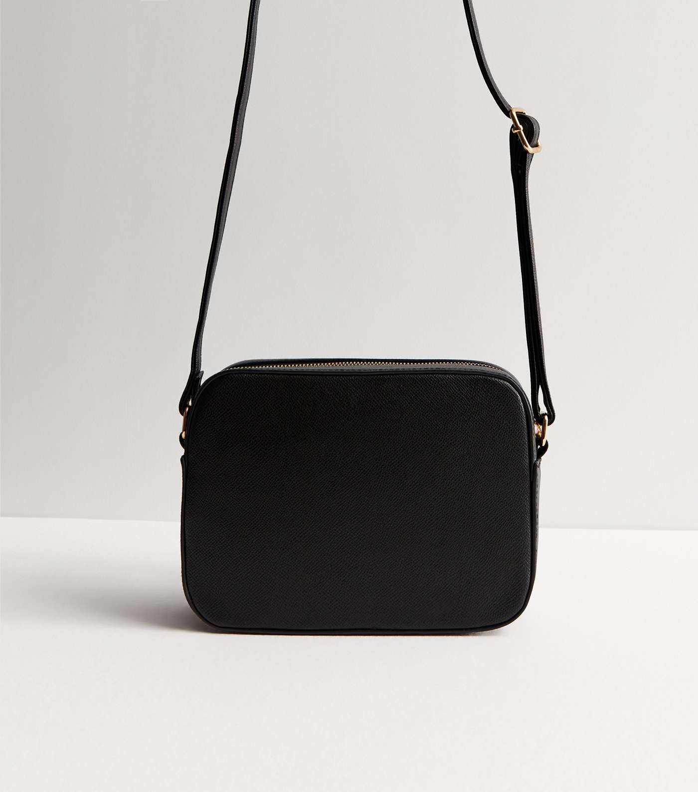 Black Leather-Look Camera Cross Body Bag and Purse Image 4
