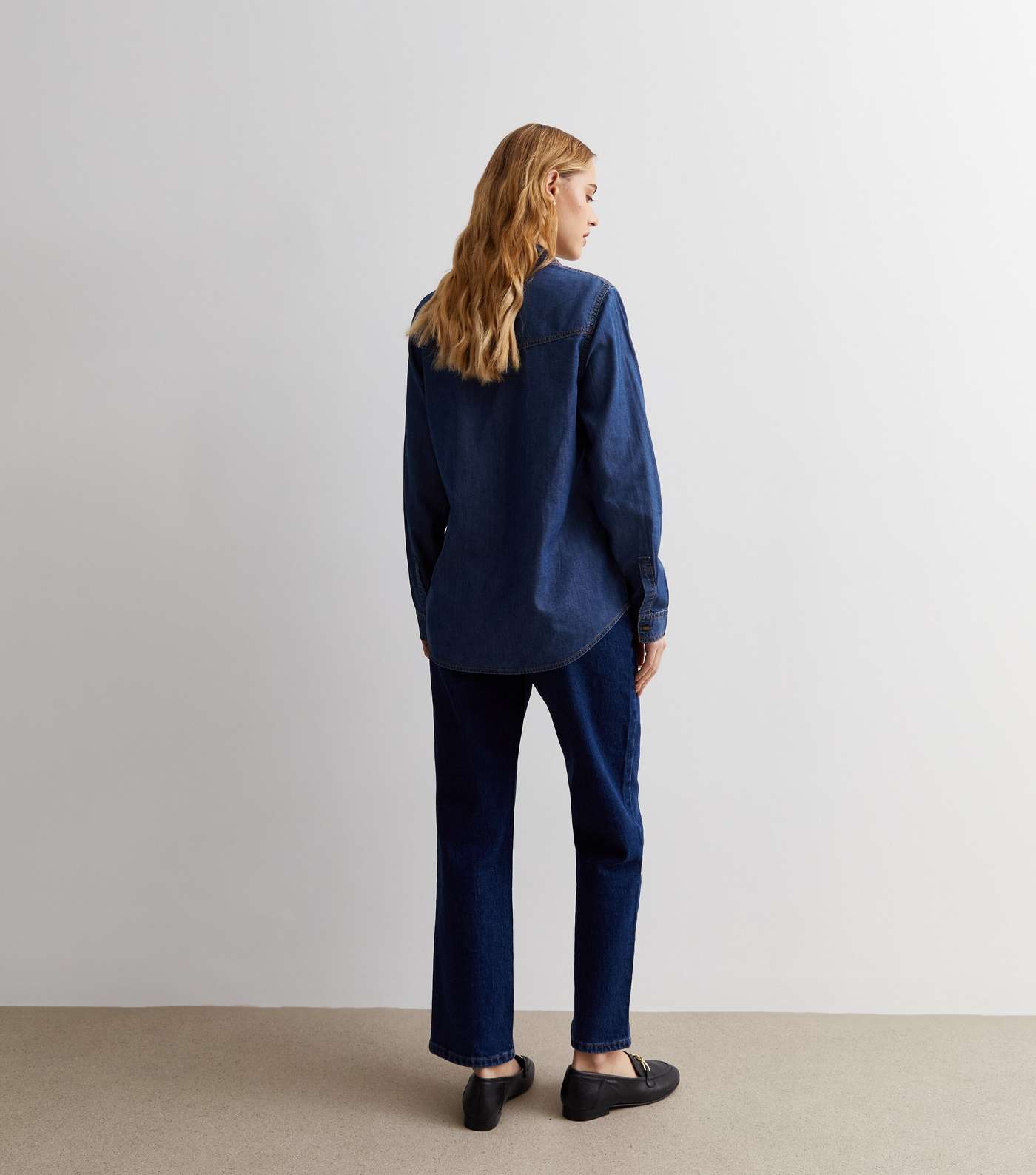Blue Long Sleeve Lightweight Denim Shirt Image 4