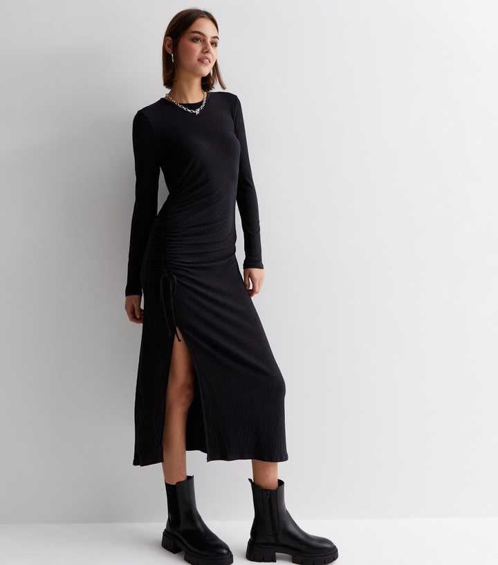 https://media2.newlookassets.com/i/newlook/885127801/womens/clothing/dresses/black-ribbed-jersey-ruched-side-midi-dress.jpg?strip=true&qlt=50&w=720