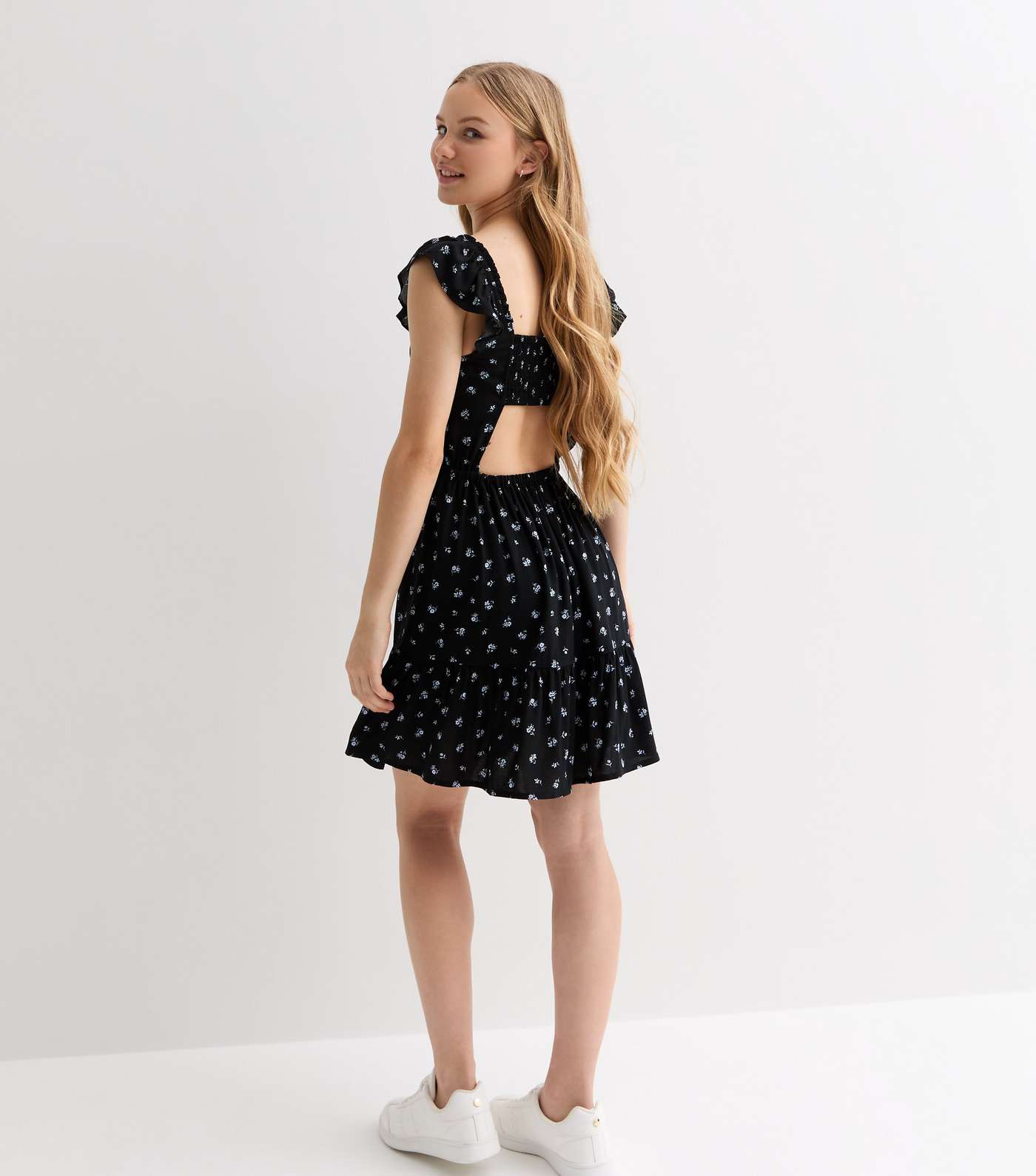 Girls Black Ditsy Print Frill Sleeve Mini Dress Image 4