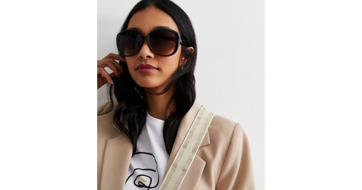Black Oversized Oval Frame Sunglasses New Look