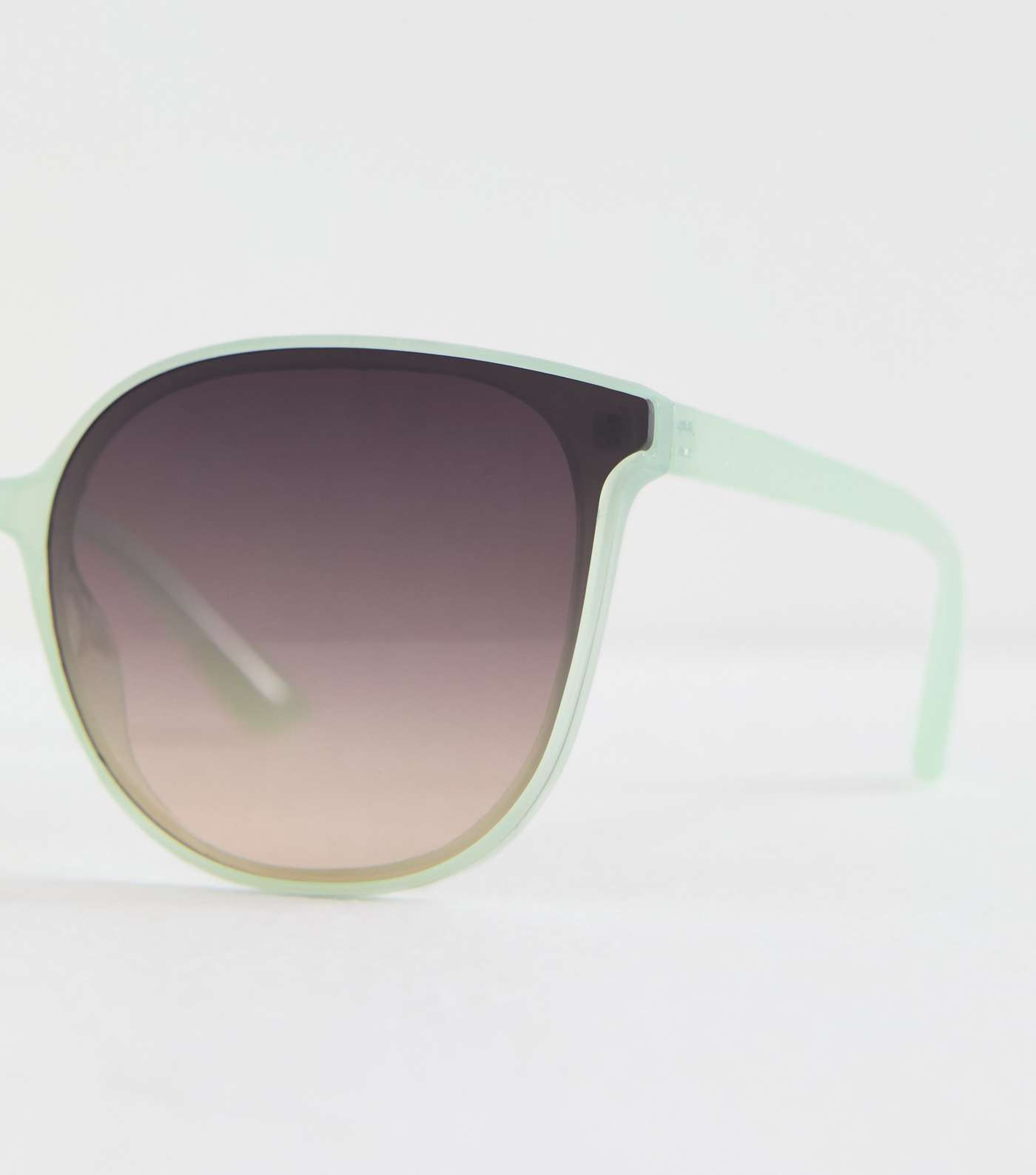 Mint Green Tinted Gradient Sunglasses Image 3