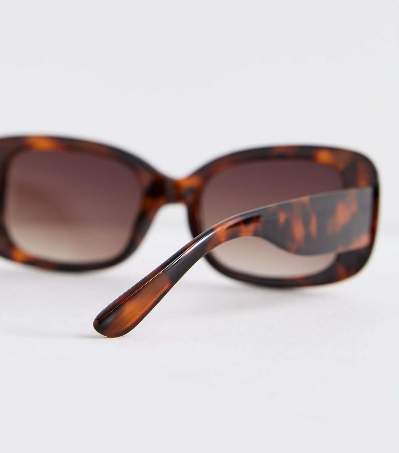 Dark Brown Tortoiseshell Effect Rectangle Frame Sunglasses Image 4
