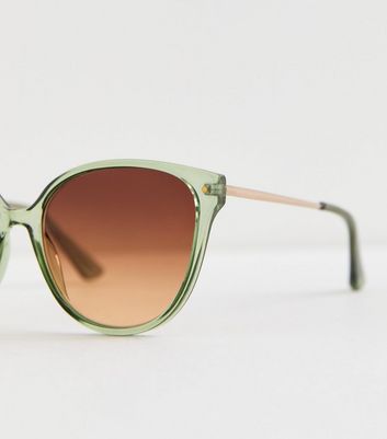 Green Trim Round Sunglasses New Look