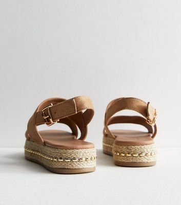 Fashion wide flatform sandals