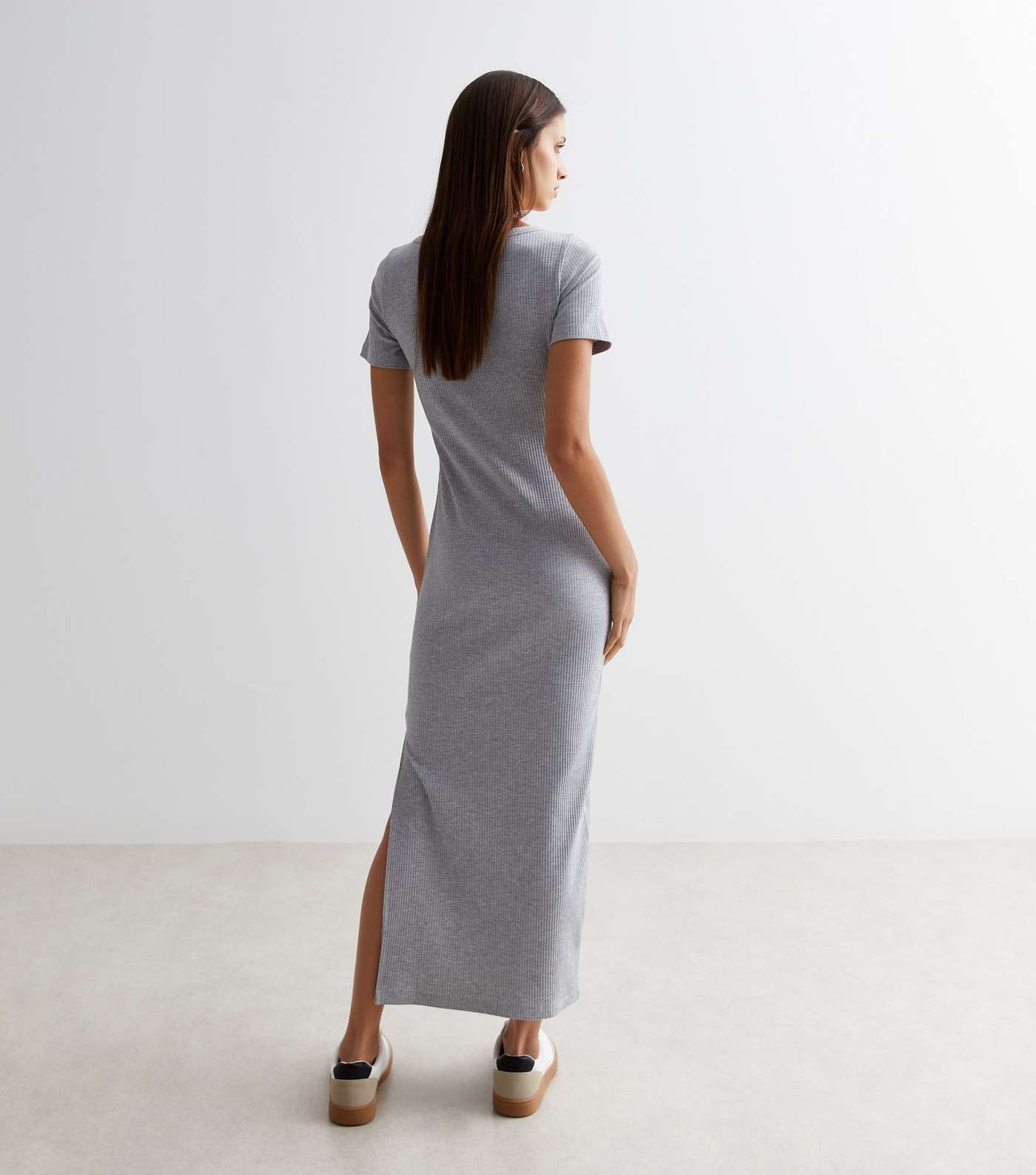 Grey Ribbed Scoop Neck Midi Dress Image 4