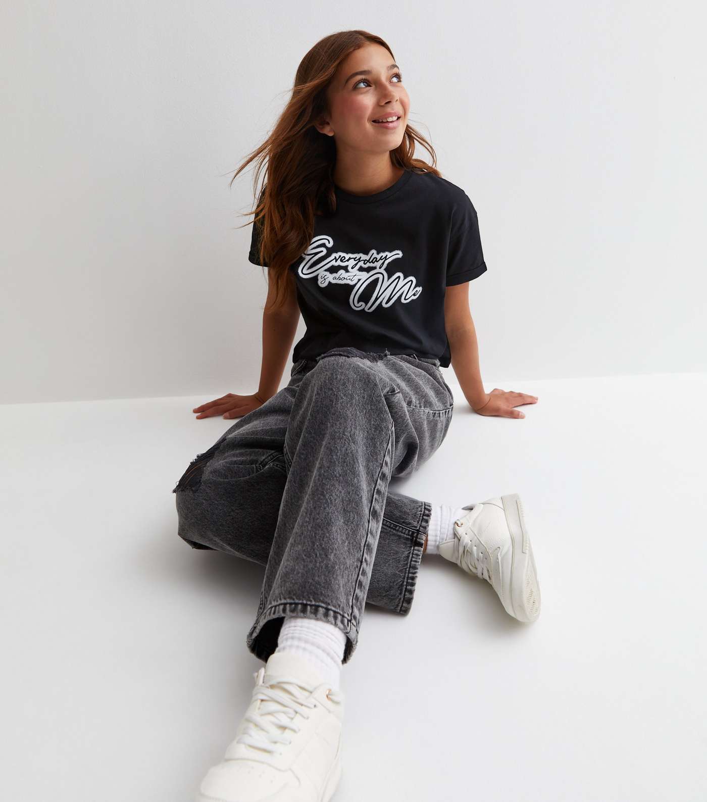 Girls Black Cotton Everyday Is About Me Logo T-Shirt Image 3