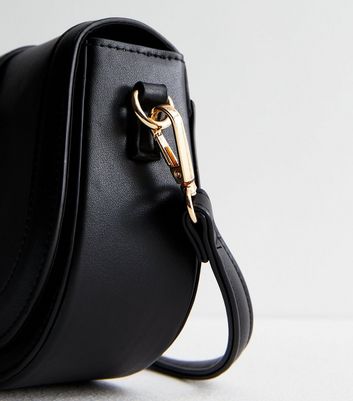 Black cross body outlet saddle bag