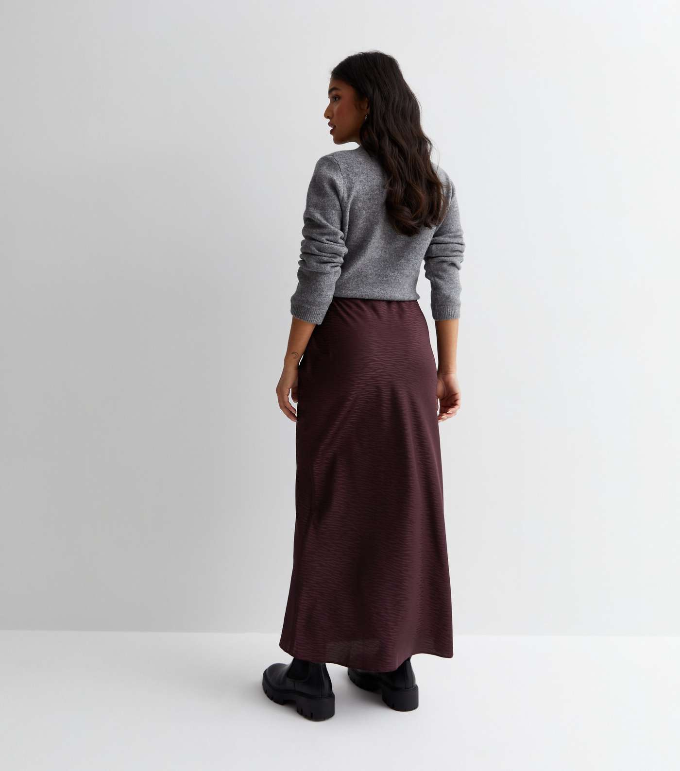 Petite Burgundy Jacquard Satin Bias Cut Maxi Skirt Image 4