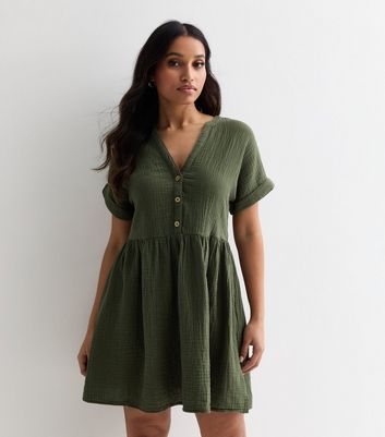 Petite Khaki Crinkle Cotton Mini Smock Dress | New Look