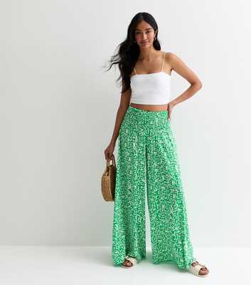 Green Abstract Print Wide Leg Trousers