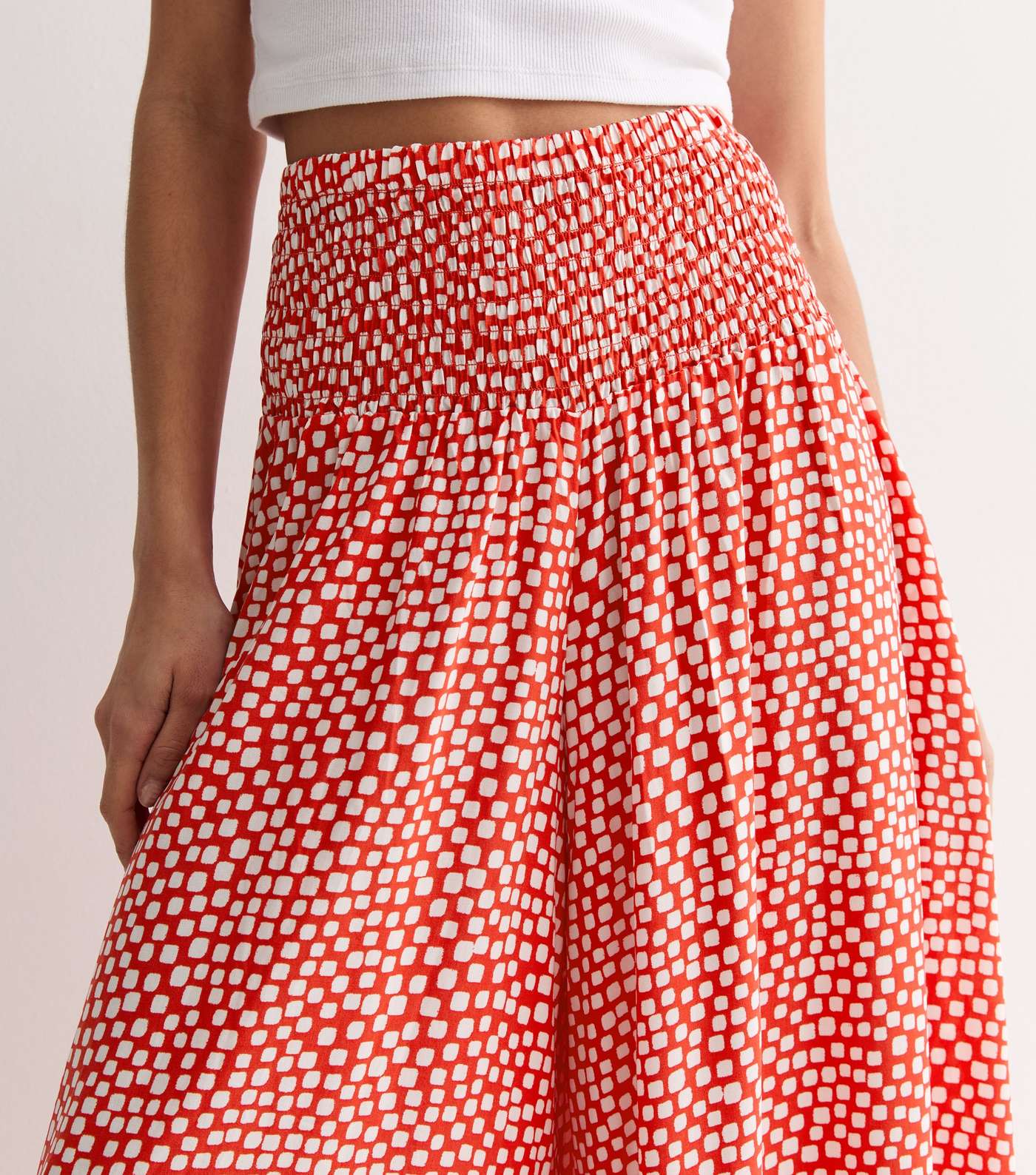 Red Square Print Shirred Wide Leg Trousers Image 2