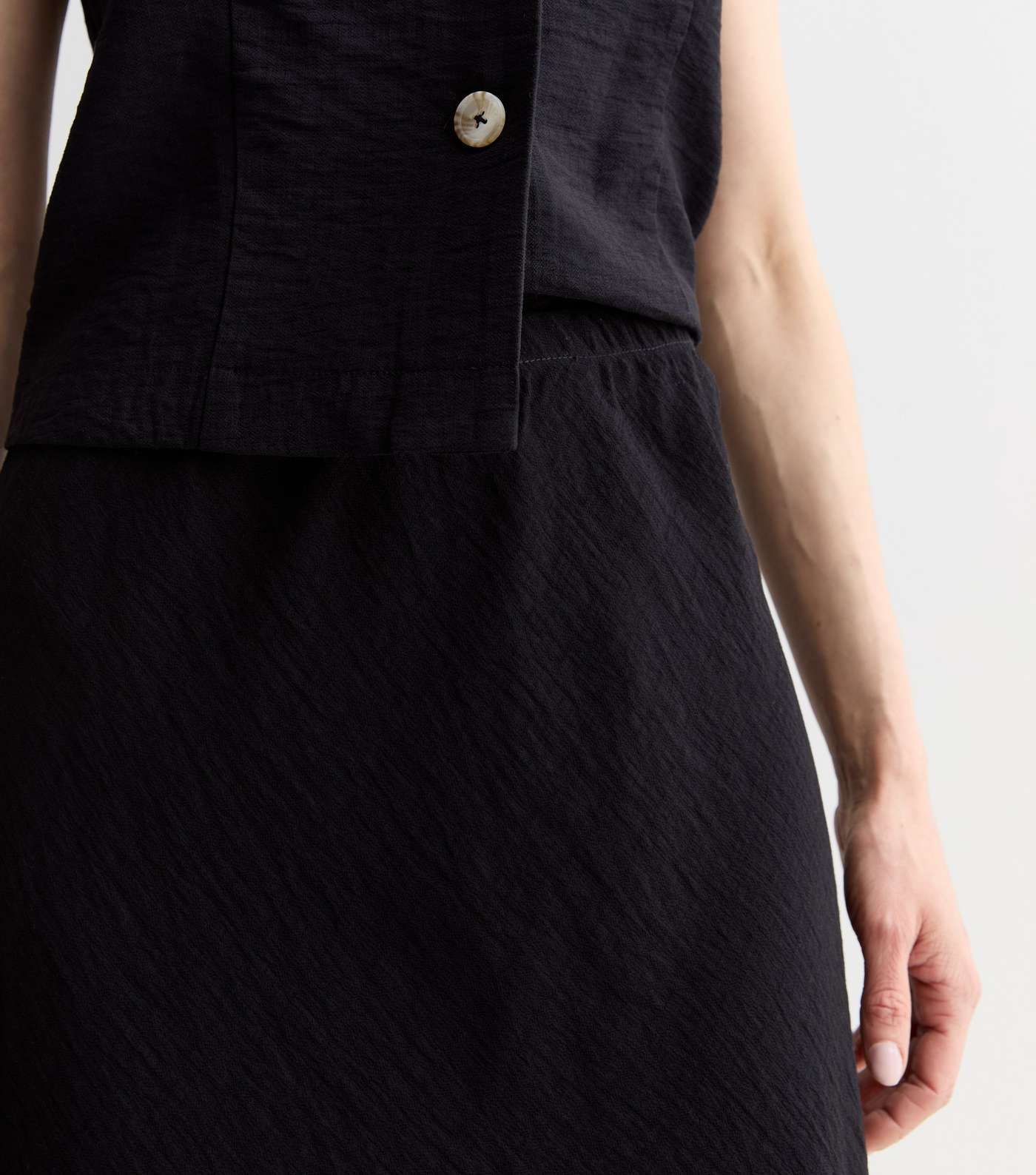 Black Textured Midi Skirt Image 2