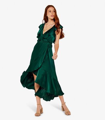 Ruffle detail 2025 wrap dress