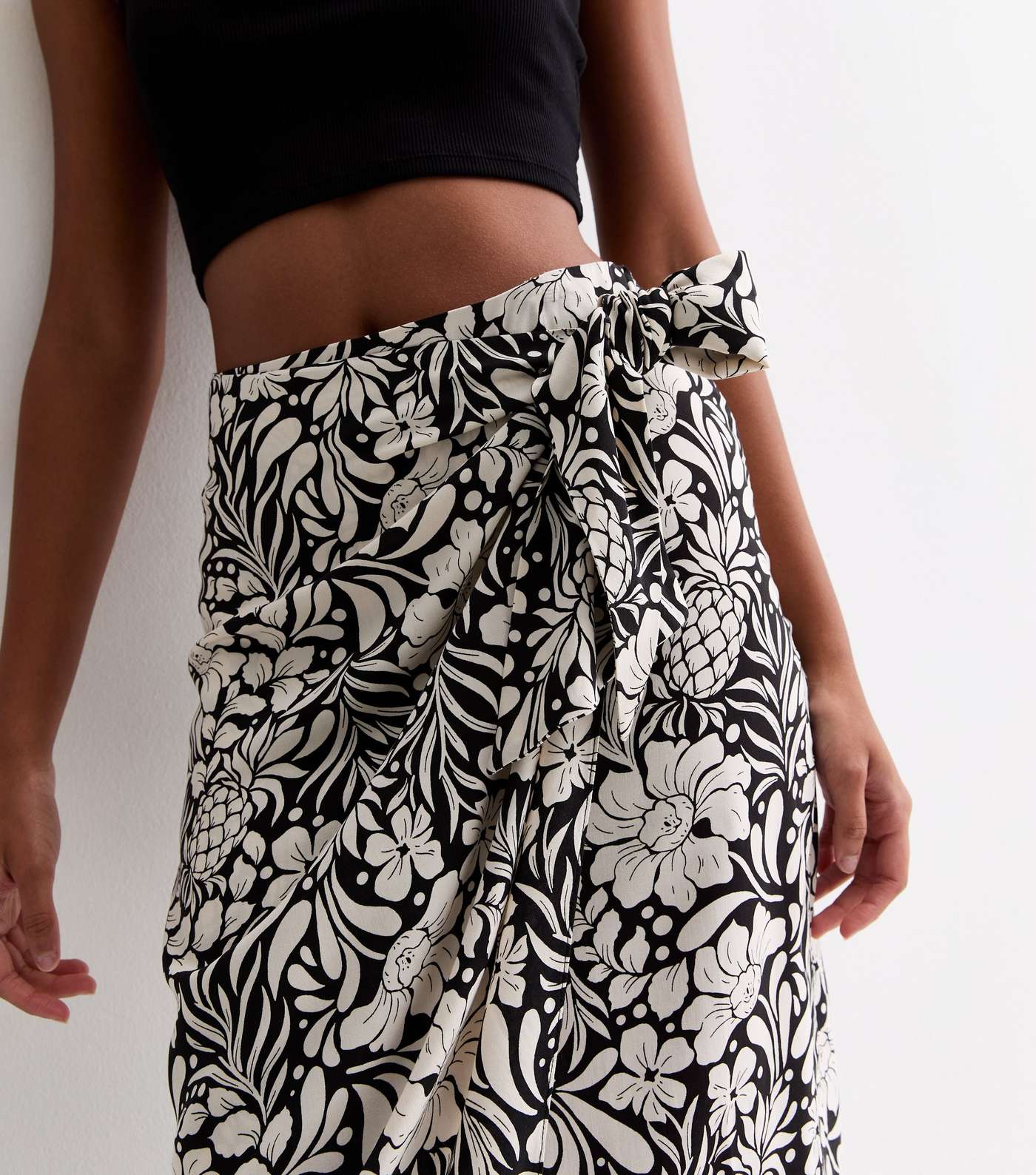 Black Tropical Print Sarong Midi Skirt Image 2