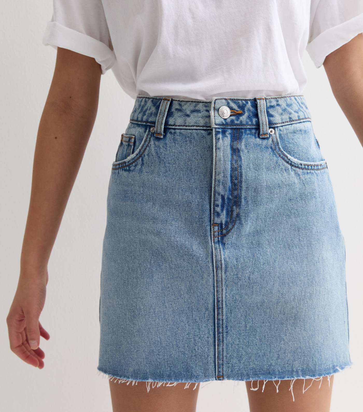 Girls Pale Blue Denim Raw Hem Mini Skirt Image 4
