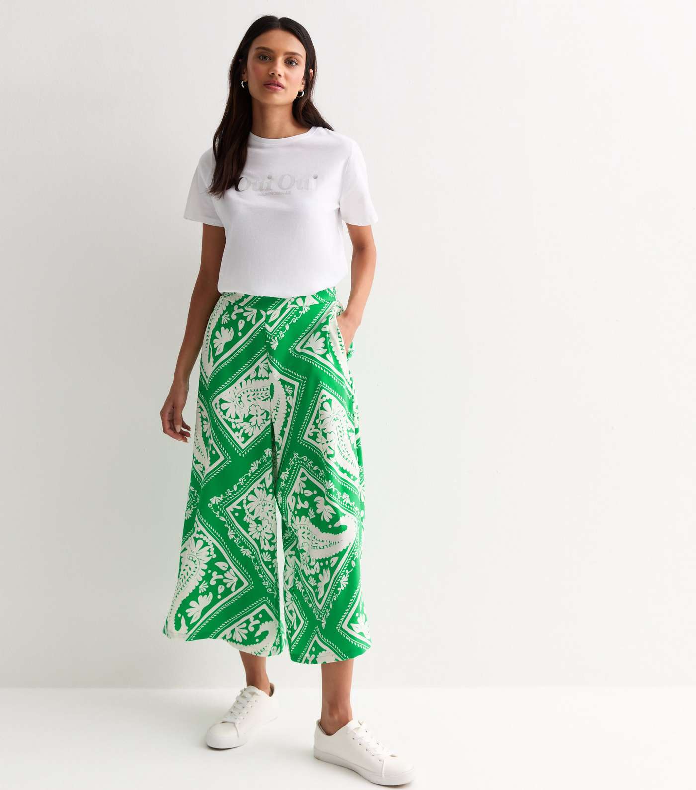 Green Scarf Print Wide Leg Crop Trousers