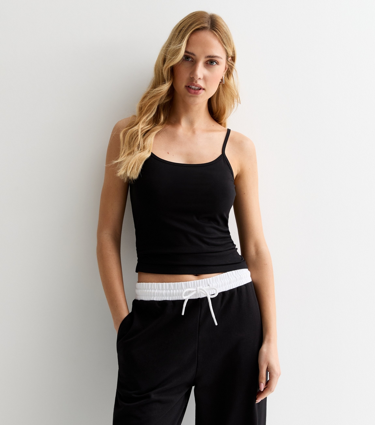 Women's Black Scoop Neck Strappy Vest New Look