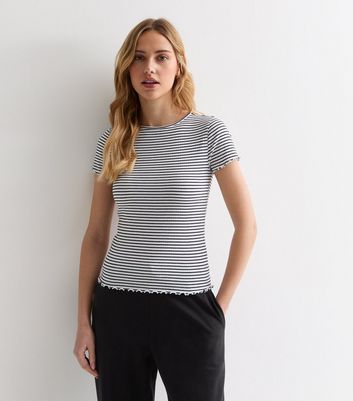 Ruffle trim t store shirt