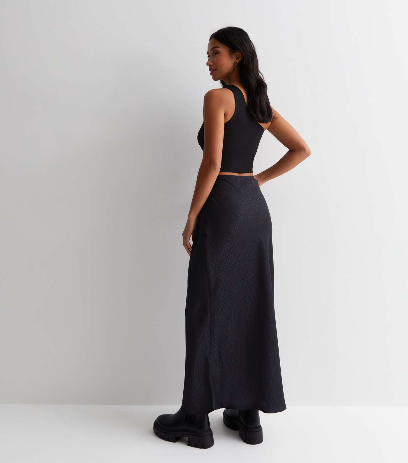 Petite Black Jacquard Satin Bias Cut Midi Skirt Image 4