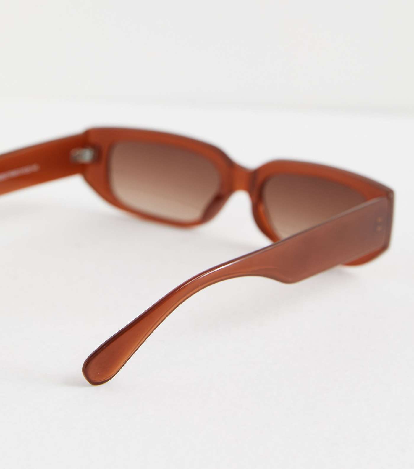 Dark Brown Rectangle Frame Sunglasses Image 4