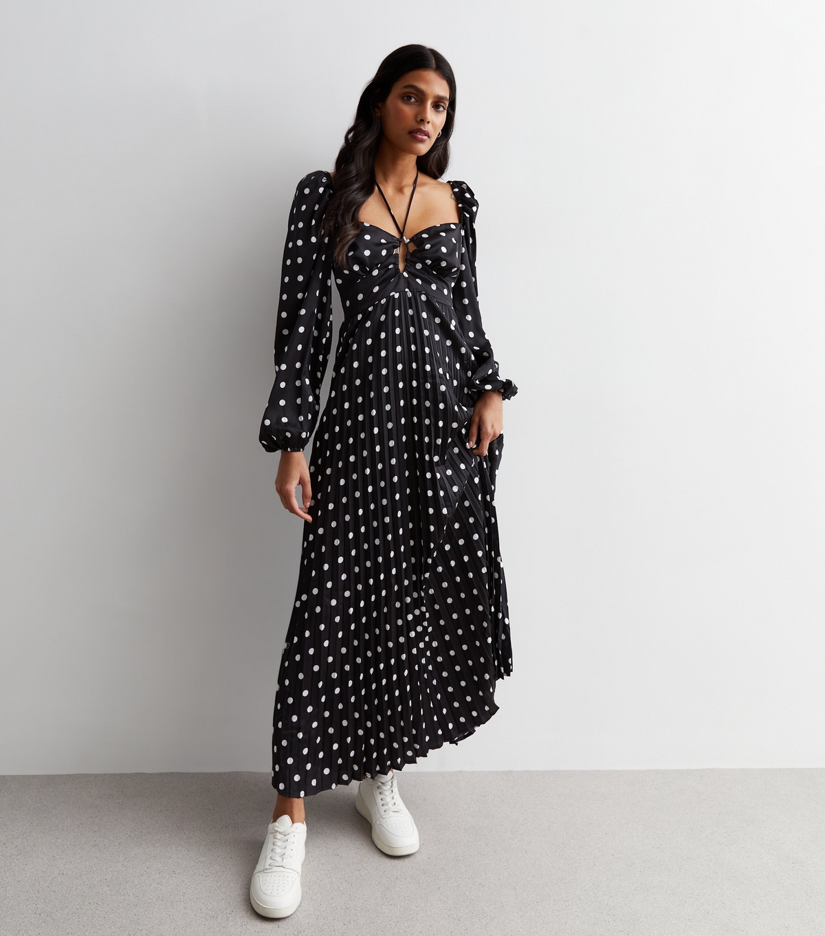 Women's Black Spot Print Pleated Cut Out Midaxi Dress Gini London New Look