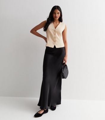 Satin maxi shop skirt new look