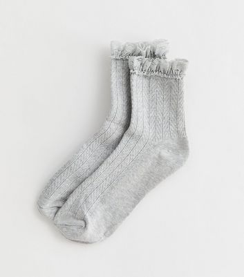 Pale Grey Cable Frill Ankle Socks New Look