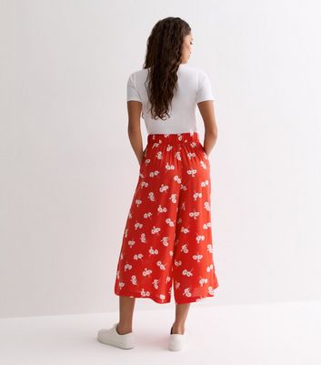 Petite Red Floral Wide Leg Crop Trousers New Look