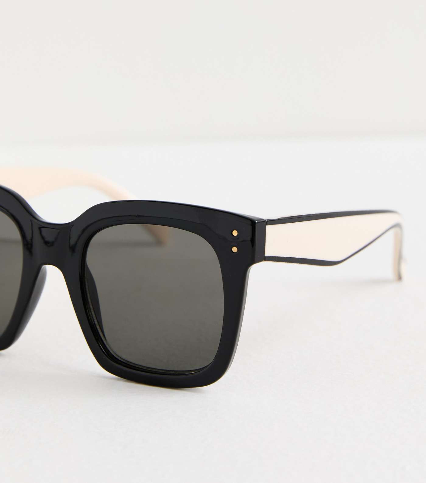 Black Two Tone Square Frame Sunglasses Image 3