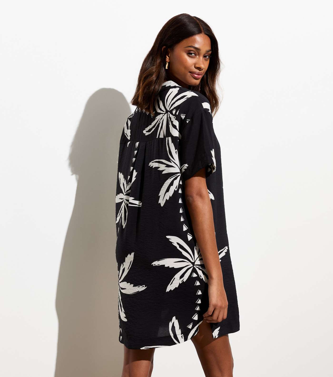 Black Palm Tree Print Mini Shirt Dress Image 4