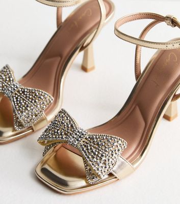 Studded sales bow sandals