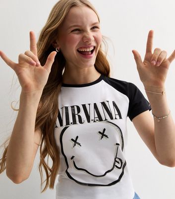 Girl wearing shop nirvana shirt