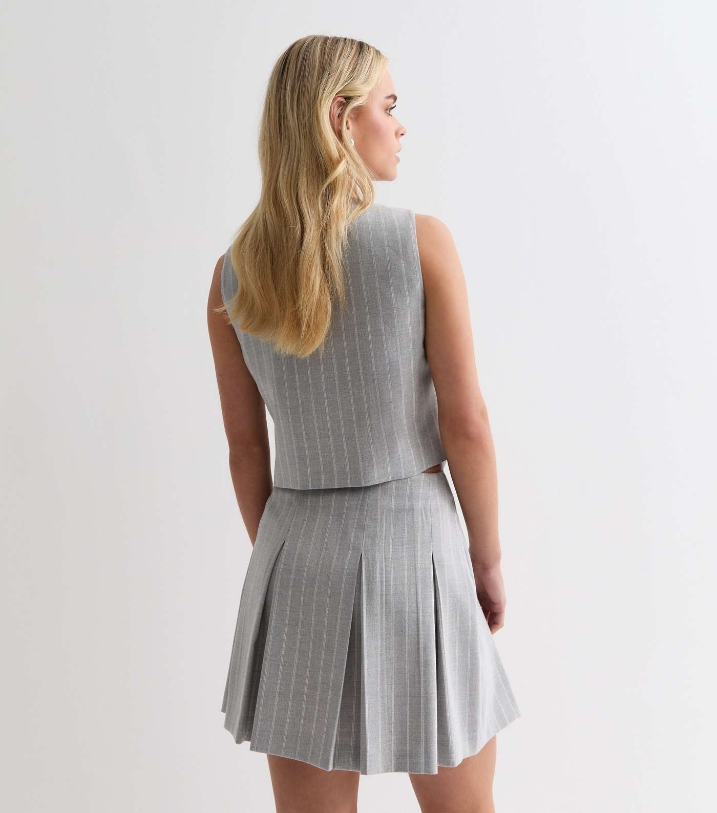Petite Grey Marl Pinstripe Pleated Mini Skirt Image 4
