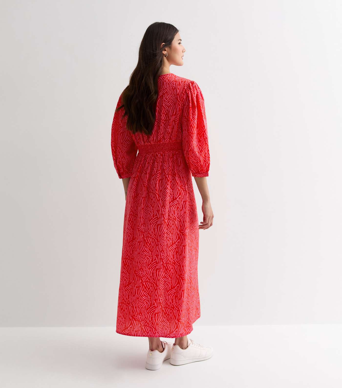 Red Patterned Puff Sleeve Midi Dress Image 4